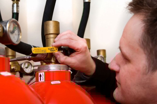 Extinguishing gas system inspection