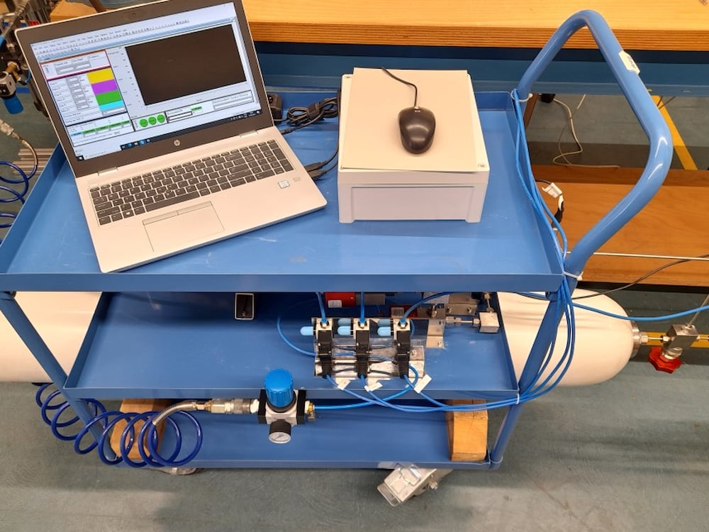 Hydrogen Embrittlement Testing according to ISO 11114-4 Method A – Disc Method