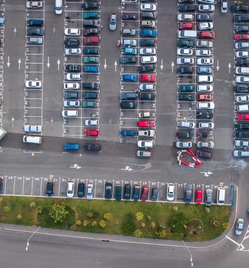 Auto's op een parkeerplaats