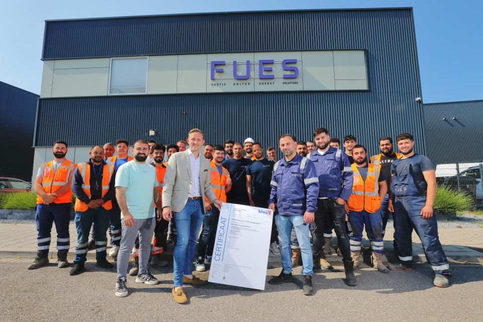 Certificaatuitreiking FUES.jpg