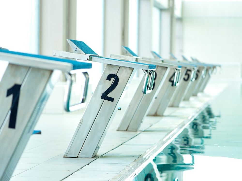 Numbered starting blocks in the pool