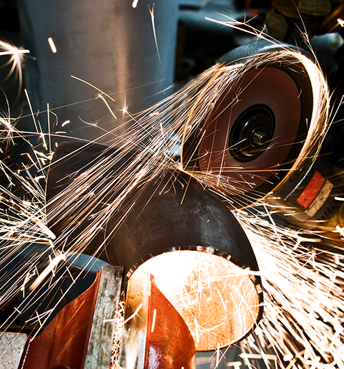 Metallgnistor yr vid arbete med metall.