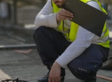 Kiwa PI Berlin inspector inspecting 40 rooftops in India