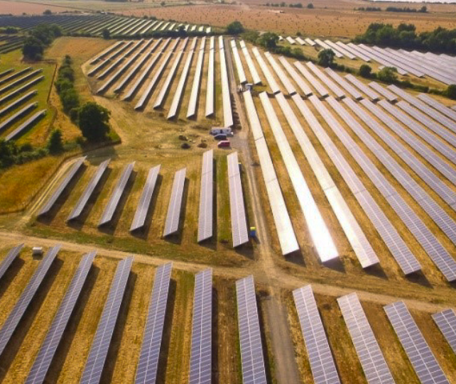 6 PV Plants in UK